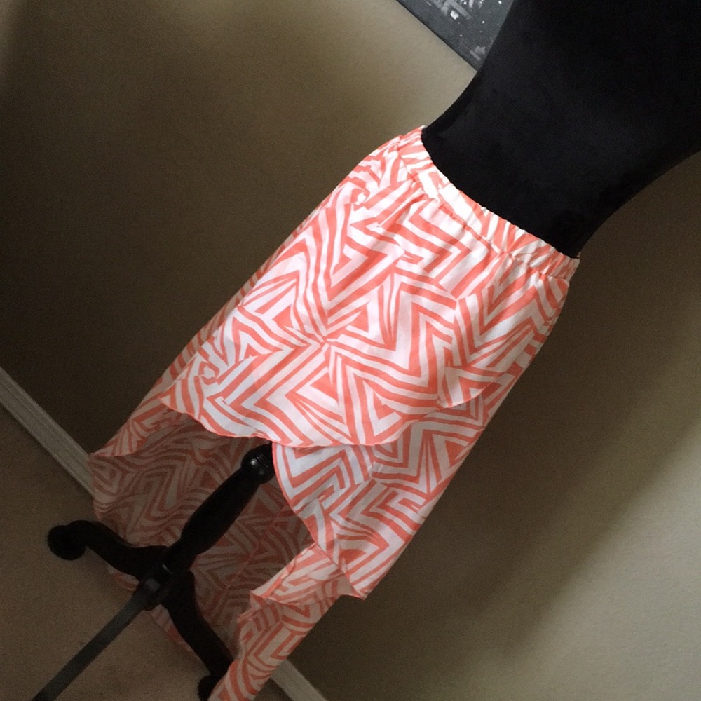 Fun print high low skirt